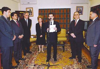 The Ministers of Foreign Affairs and Justice visiting the Rest Home in 2006